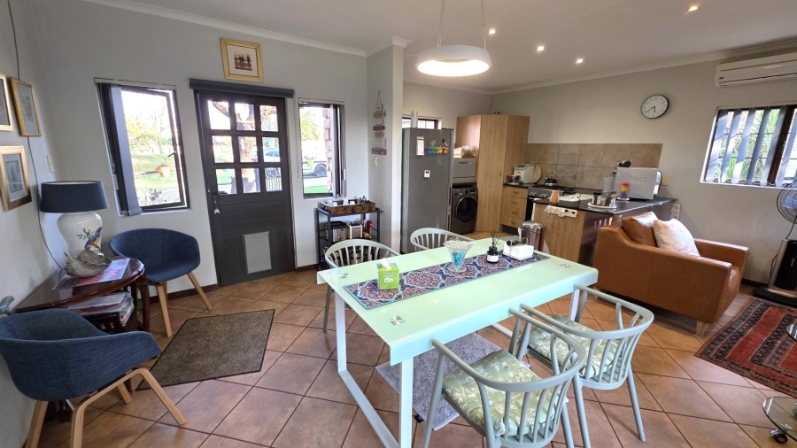 2 Bedroom Property for Sale in The Coves North West
